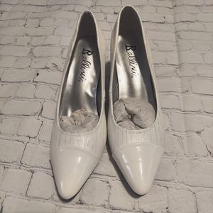 New No Box Bellini sz 9 White Pumps